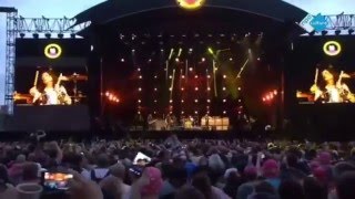 Slash ft  Myles Kennedy & The Conspirators Sweet Child Of Mine - Live at Pinkpop 2015