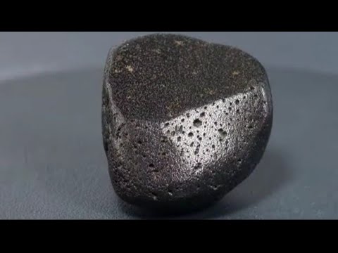 how to identify rough black diamond stone
