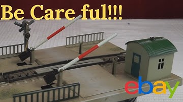 Unboxing an old Märklin 7390 Railroad Crossing found on ebay. #010