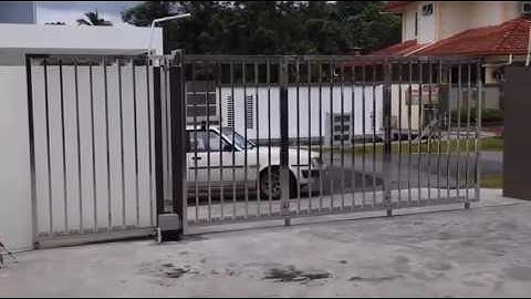 Scorpio - Automatic Folding sliding Gates