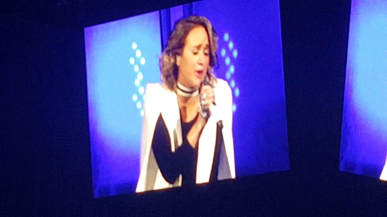 Brit Nicole: awesome live