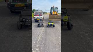 Un Camion Jcb Mahindra Subro A Percuté Et Écrasé Deux Voitures Rubicon