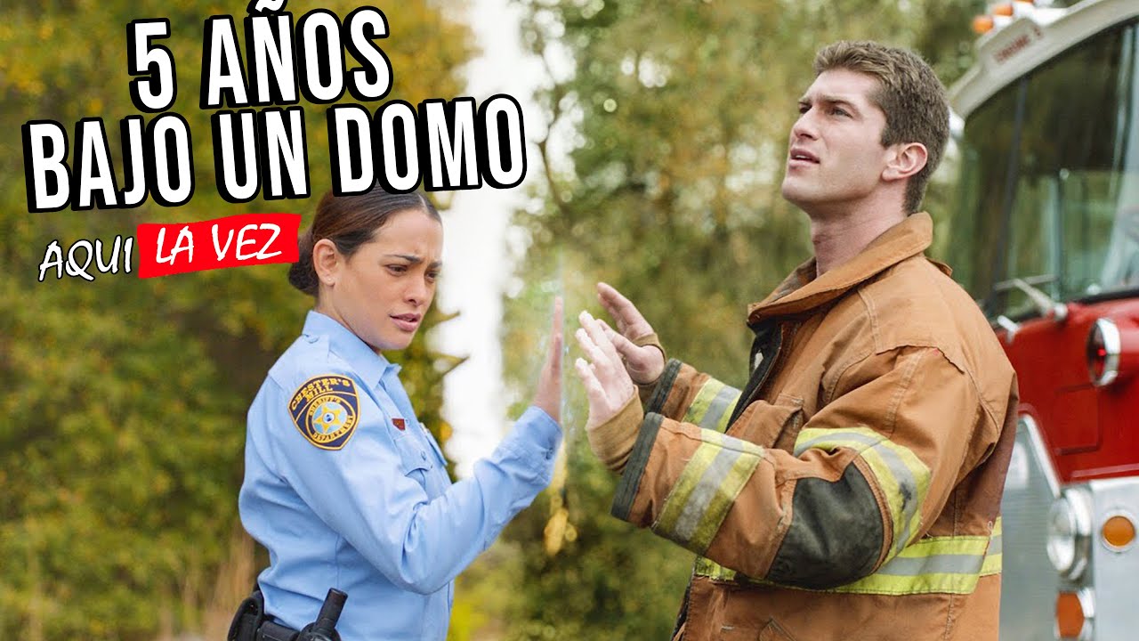 UN PUEBLO QUEDA ATRAPADO DENTRO DE UN DOMO, Y NADIE SABE QUE OCURRE | Resumen