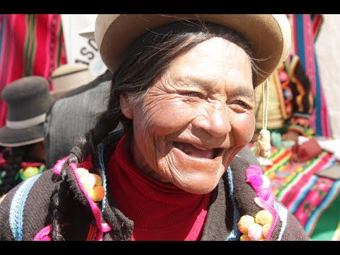 A Closer Walk: A Woman's World (Peru)