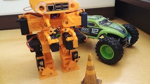 raspberry pi win iot robot  walking