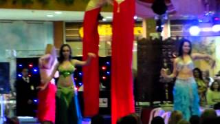 Claudia Seth E Alunas - Unique Expo Noivas 2013