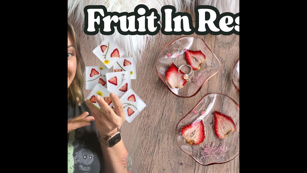 How to properly add fresh fruit to your resin without it rotting YouTube