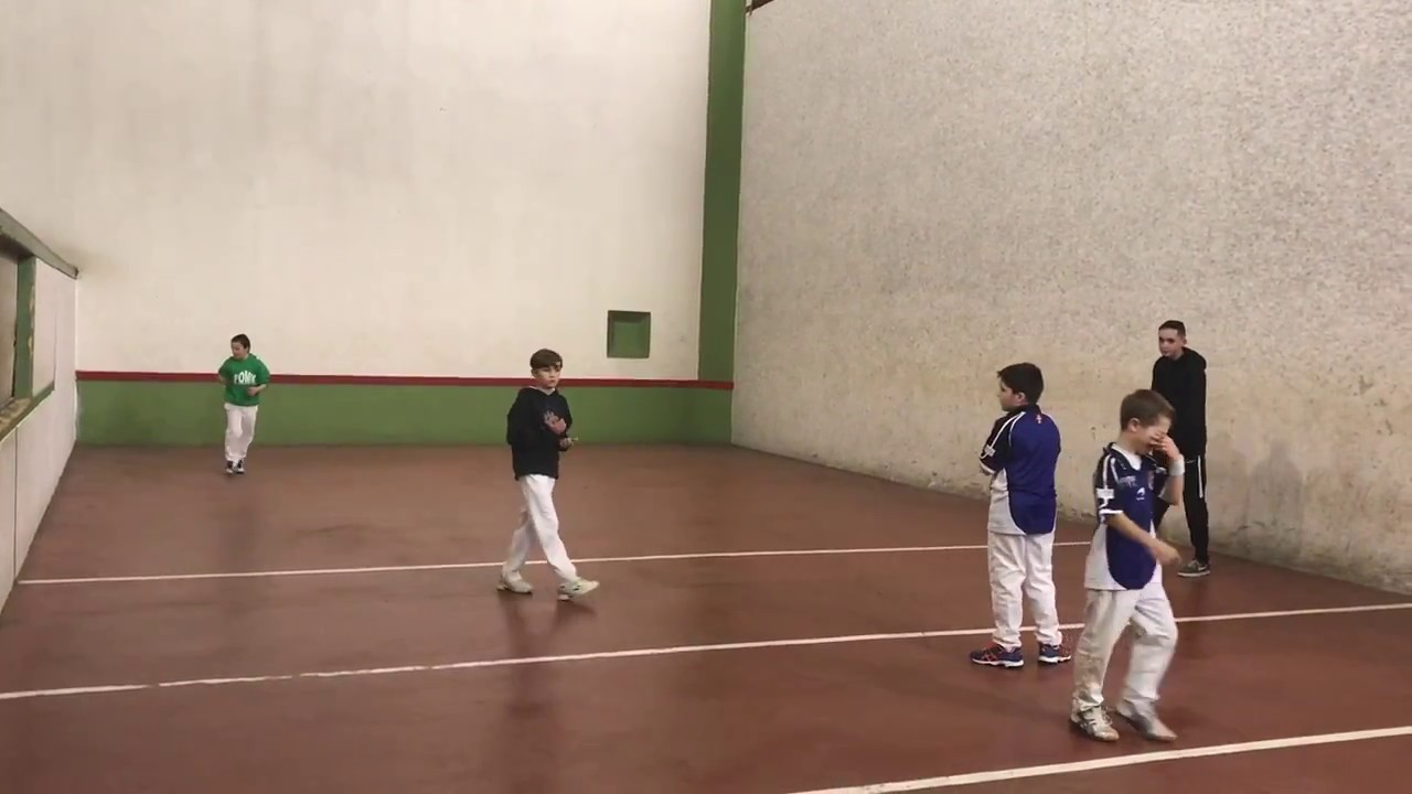 camera iphone 8 plus apk Union Basque poussins B 23/02/2018