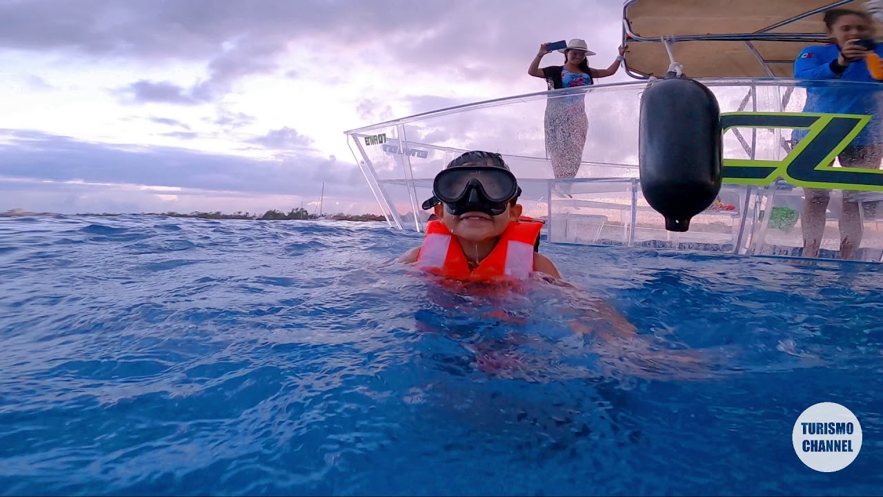 Clearboat. The first crystallized experience in cozumel.