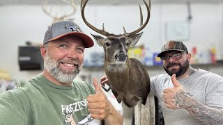 Mounting a Buck with Pablo Esquivel! *Whitetail Deer Taxidermy*