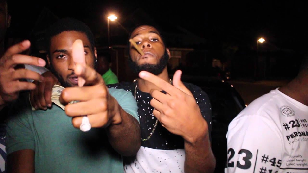 Guarda Db4Tv Presents Polo Peezy x Eli Bandman x Ju Cash x Goergang Sosa- Im From The Ak Bitch su YouTube Guarda Db4Tv Presents Polo Peezy x Eli Bandman x Ju Cash x Goergang Sosa- Im From The Ak Bitch su YouTube