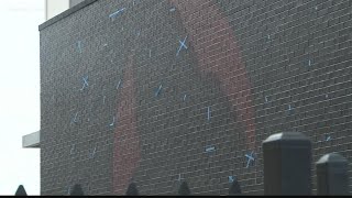 Work begins on downtown Macon mural honoring Capricorn Records legends