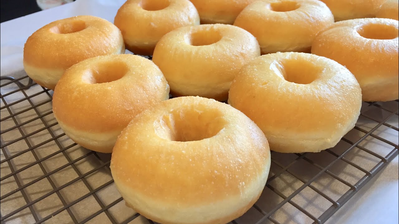 Donuts โดนัทกลมแบบคลุกน้ำตาลและหน้าชุบ เคล็ดลับวิธีให้กลมสวย สำหรับมือใหม่ และสูตร