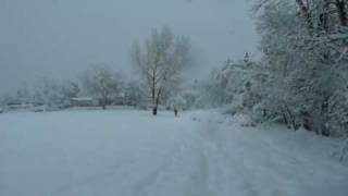 Barefoot Runner in CRAZY SNOW, 1.5 FEET DEEP!