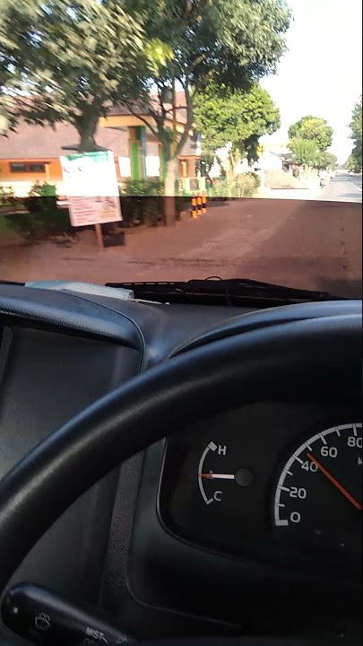 story wa nyetir mobil siang hari cuaca sedang panas anget anget || story whatsapp