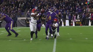 Bengals' defense forces fumble and recovers vs. Lamar