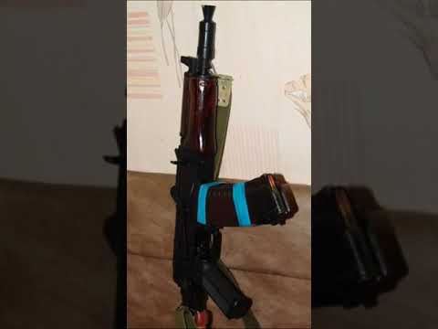 Зачем автомат Калашникова обматывают изолентой.