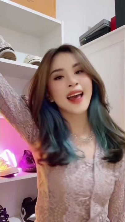 mutee cantik pakek kebayak 😍 #btrmute #mute #btrwin #tiktok #paldi #tiktokviral #shortsyoutubevideo