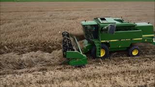 HARVEST TIME, JOHN DEERE at terrington saint clements, norfolk. 2023