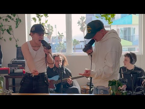 Move My Feet | callmestevieray & Wyatt Woodley (2025 Tiny Desk)