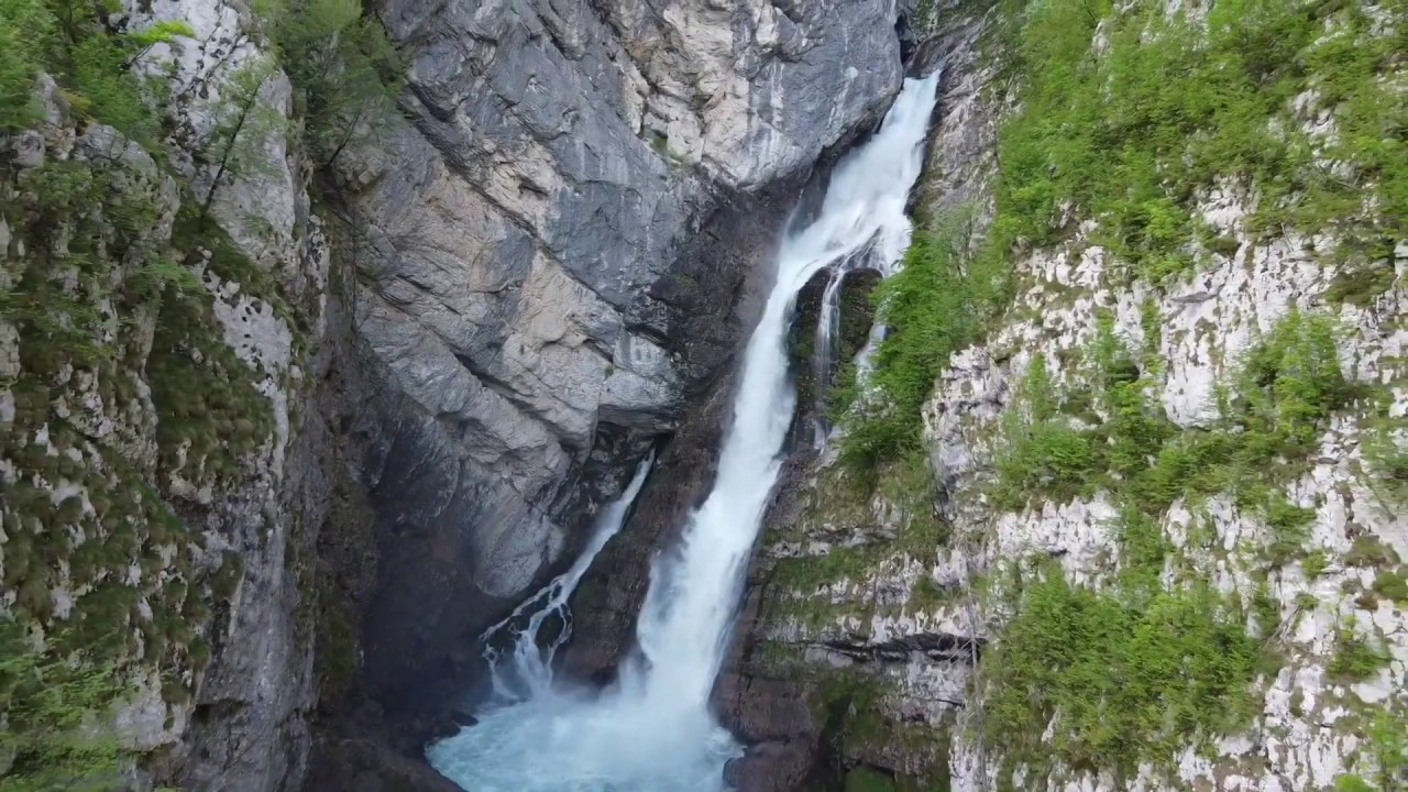 AMAZING waterfall SAVICA, SLOVENIA, shot on a Dji Mavic Mini