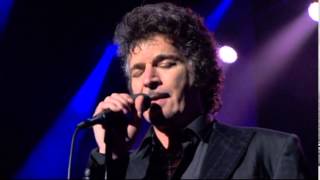 Video thumbnail of "Gino Vannelli   Nightwalker"