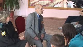 Урок мужества, проведенный с воспитанниками подшефного детского дома 07.05.2013 Урок мужества, проведенный с воспитанниками подшефного детского дома 07.05.2013