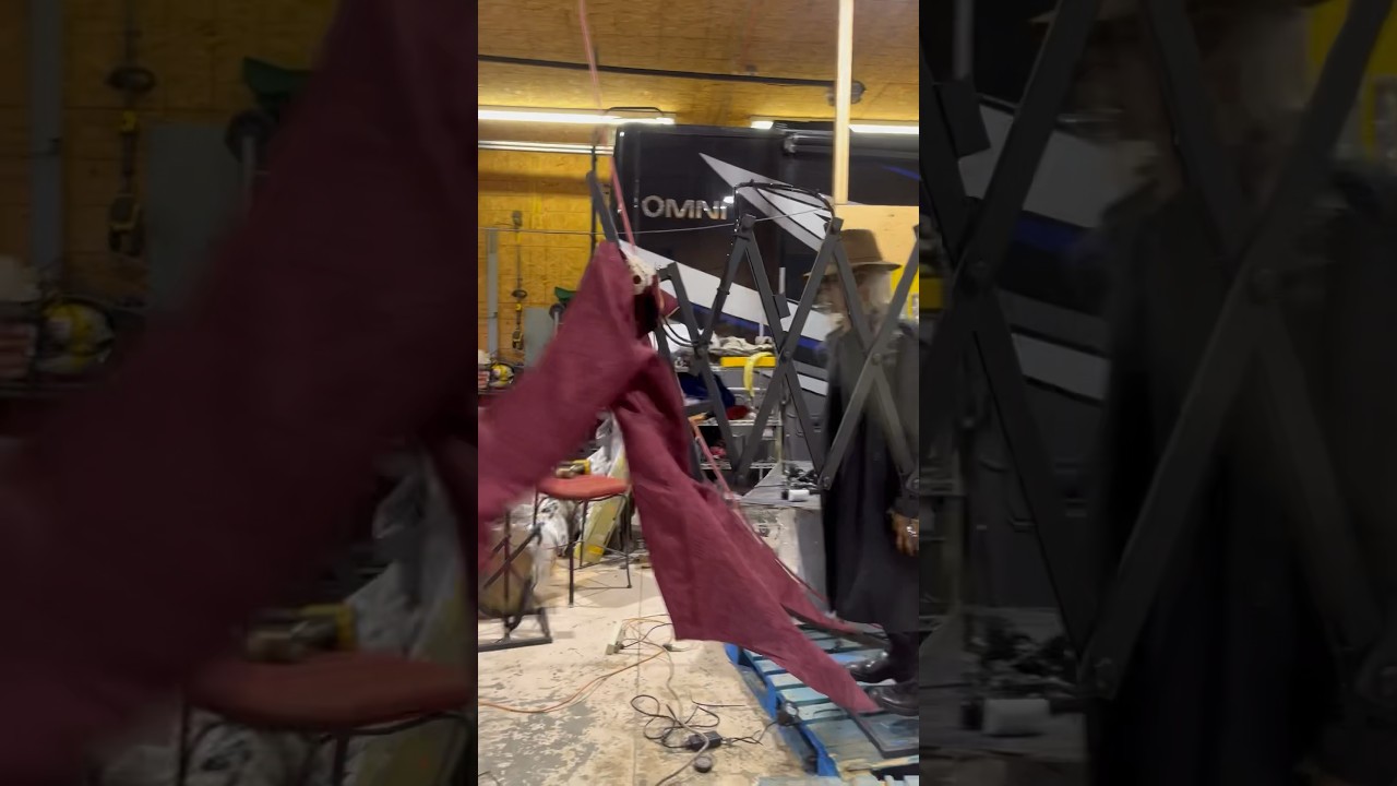 Halloween 2024 leaked animatronics #halloween #scary #halloween2023 #transworld #animatronics ￼