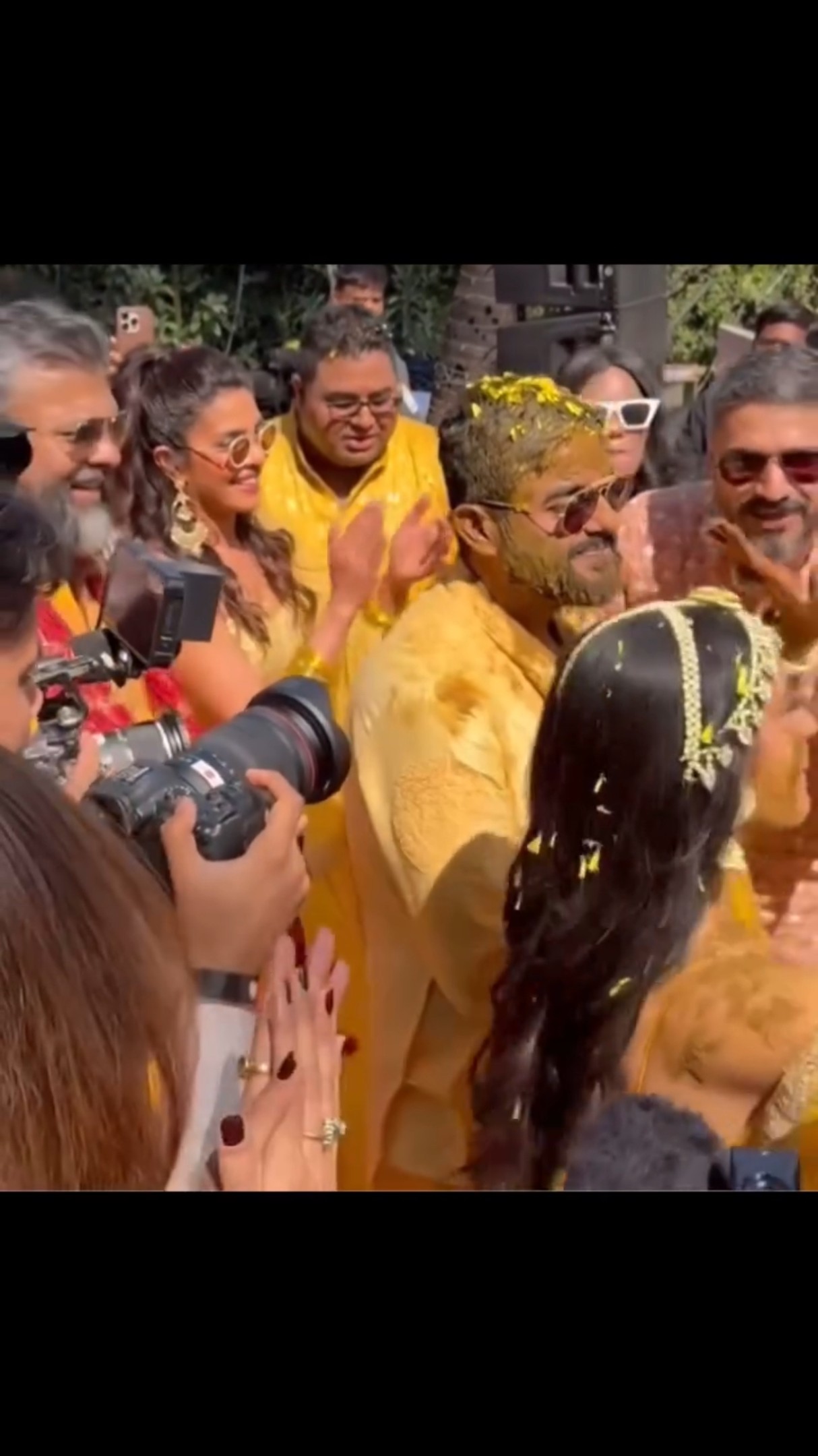 Priyanka Chopra DANCES At Her Brother's HALDI Function ? | #shorts #wedding #dance #bollywood