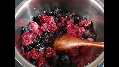 Small batch easy blueberry + raspberry jam.