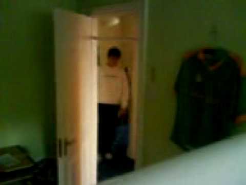 FAT KID + PULL UP BAR=HARD LANDING