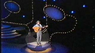 Slim Dusty - Leave Him Out There In The Long Yard chords