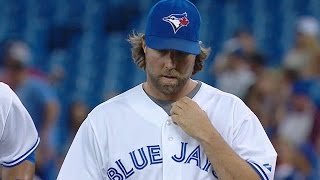 BOS@TOR: Dickey fans six over six innings vs. Red Sox