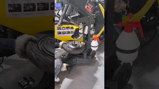BY108A Tire Changer – No wire disconnection needed for rear tire replacement, time-saving