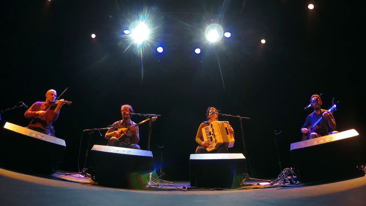 Για μια χήρα παιχνιδιάρα, Αυτά τα μάτια τα γλυκά, Xασάπικο Πολίτικο, Φλογέρα - Rebetien [France 2018