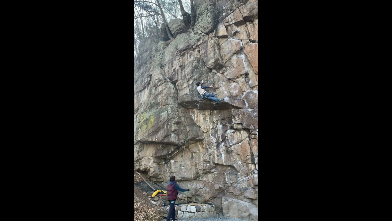 연경도약대 바위를 좋아하는 사람들 5.12a