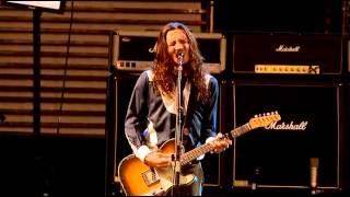 Red Hot Chili Peppers - Maybe (Live at Slane Castle 2003)