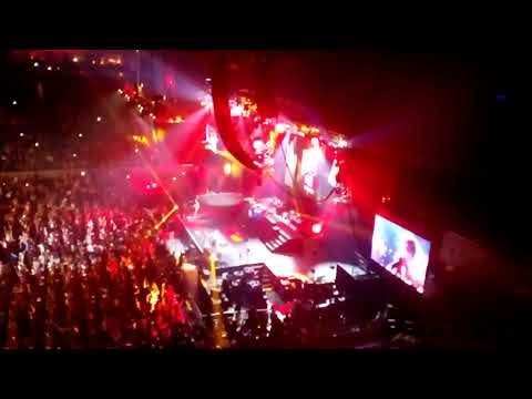 160130 The Vamps Wake Up Tour in Manila Risk It All, Oh Cecilia & Wake Up Finale