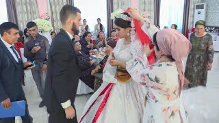 ПЕРВАЯ встреча жениха и невесты на турецкой свадьбе! Гости в восторге!