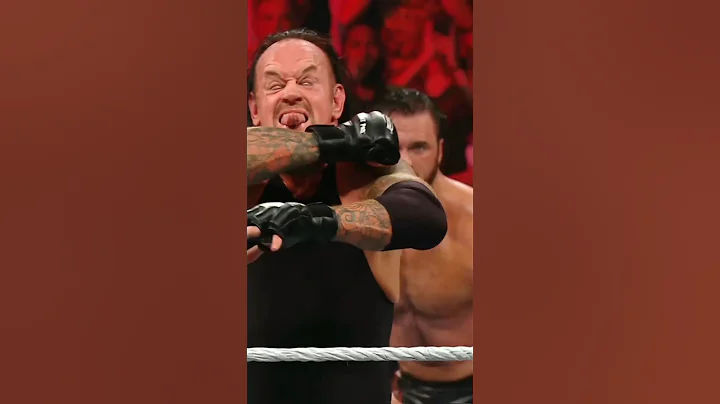 Under taker vs bodybuilder 2 #undertaker #bodybuilder #bodybuilding #wwe #shorts #trending #viral