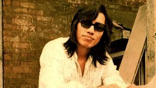 Video thumbnail of "Searching for Sugar Man | Oscar winning documentary | TG4"