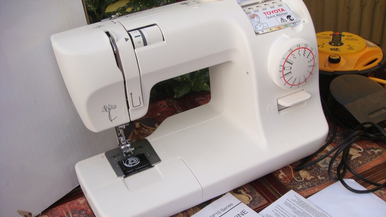 Toyota Electric Sewing machine Model **** SEE VIDEO BELOW ***** - YouTube