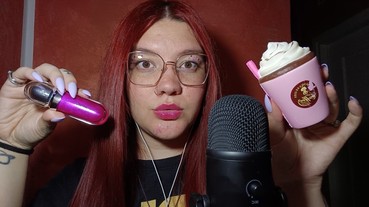 NEW LIPGLOSS GIFTED BY MY GIRLFRIEND (Inaudible e Tongue Clicking) 😴💜 | ASMR ITA