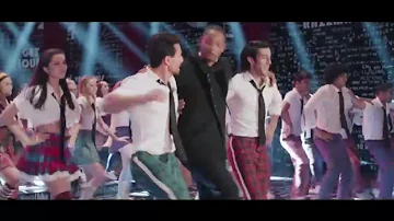 Will Smith dancing on 'Radha' song from Student Of The Year🔥🔥 (Will Smith's bucket list)