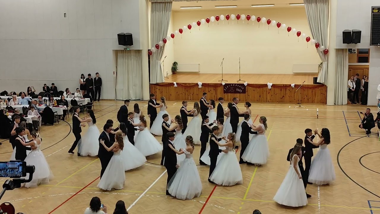 2025.12.06. Mór Táncsics Szalagavató - Bécsi keringő