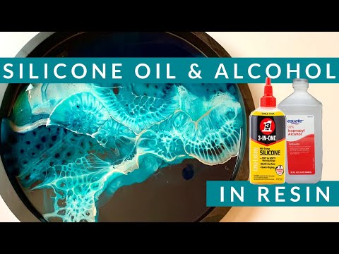 See how you can use Silicone oil and alcohol in your resin projects!