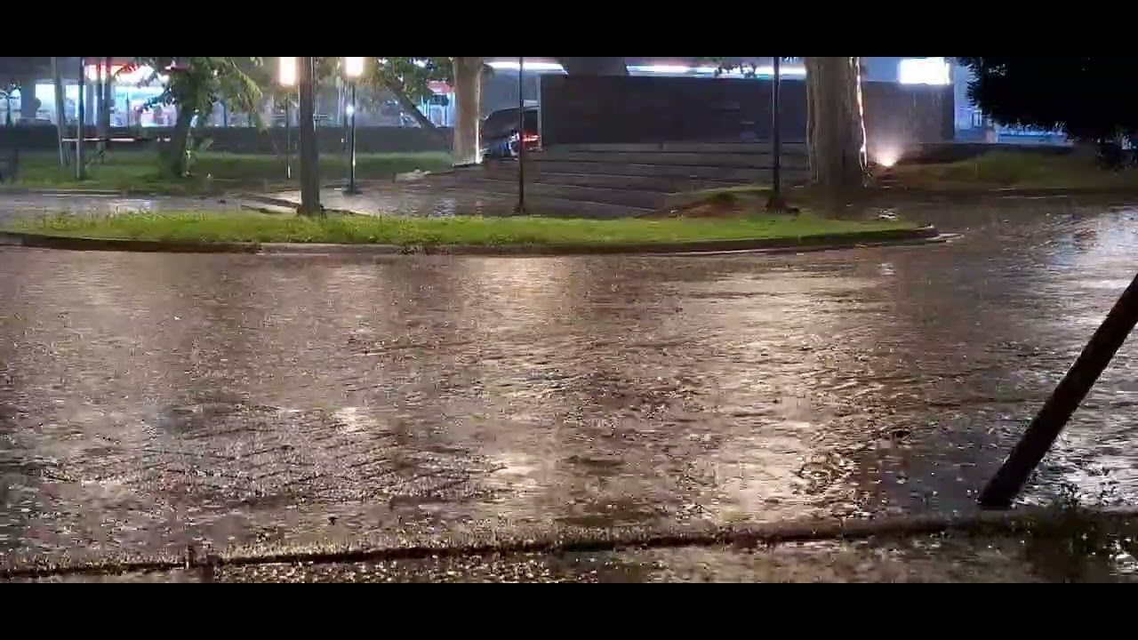 hujan malam hari 🌷🌷( relaxation )