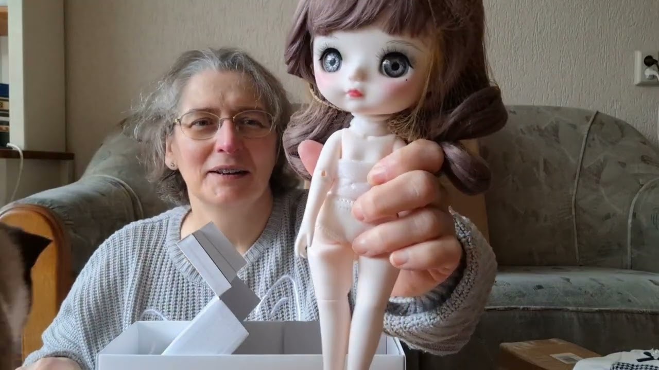 Unboxing Mori Lolli Mystic Academy 