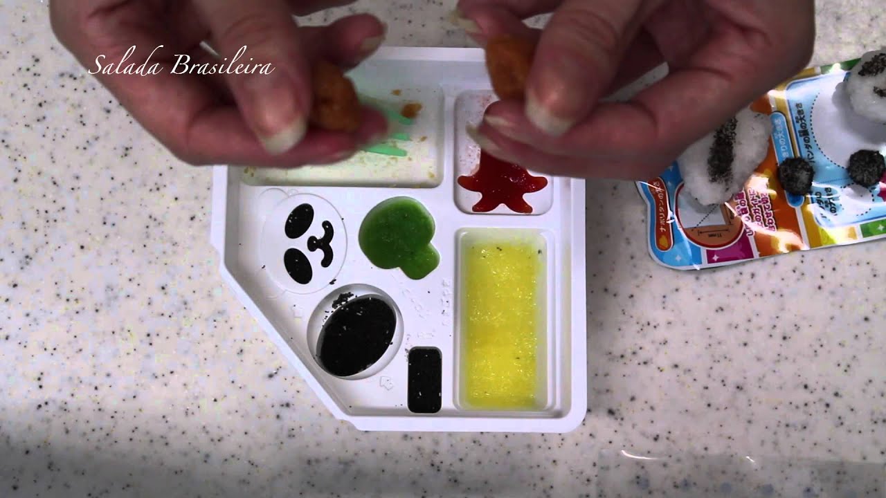 Como Fazer Tsukurou Obentou , Kracie popin' cookin Bento candy making kit.