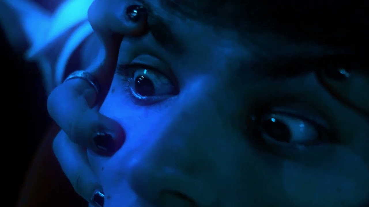 Obejrzyj sianlout - CLOCKWORK ORANGE (official visual video) w YouTube Obejrzyj sianlout - CLOCKWORK ORANGE (official visual video) w YouTube